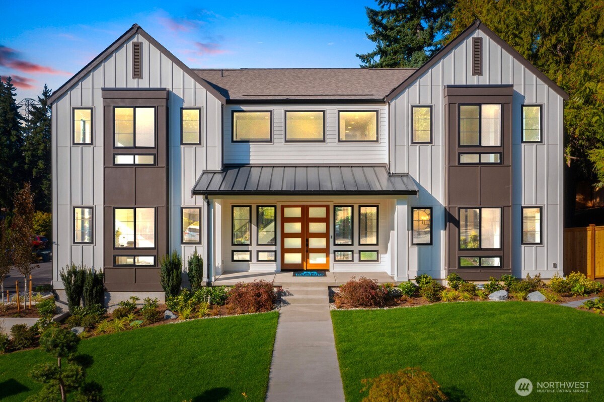 308 124th Place NE Bellevue WA 98005