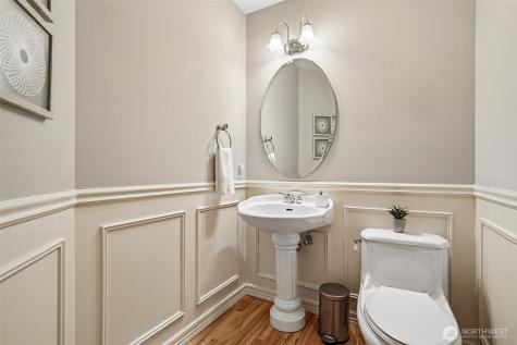 10406 172nd Avenue SE Renton WA 98059
