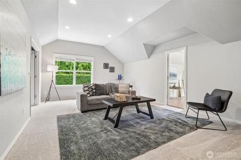 10406 172nd Avenue SE Renton WA 98059