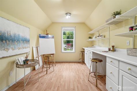 10406 172nd Avenue SE Renton WA 98059