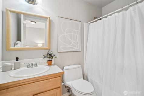 10406 172nd Avenue SE Renton WA 98059