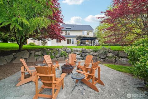 10406 172nd Avenue SE Renton WA 98059