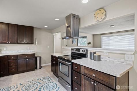6726 Henderson Boulevard SE Tumwater WA 98501
