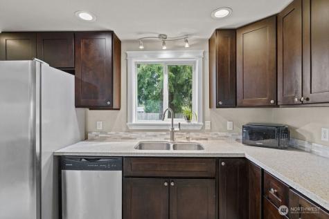 6726 Henderson Boulevard SE Tumwater WA 98501