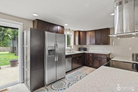 6726 Henderson Boulevard SE Tumwater WA 98501