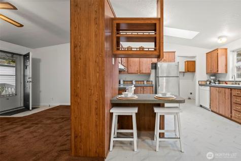 998 Mahogany Lane NW Bremerton WA 98383