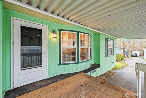 998 Mahogany Lane NW Bremerton WA 98383