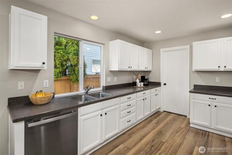 36907 SE Braeburn Street Snoqualmie WA 98065
