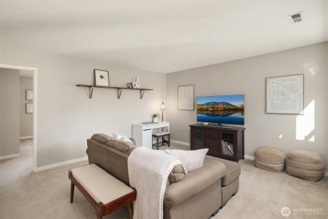 36907 SE Braeburn Street Snoqualmie WA 98065