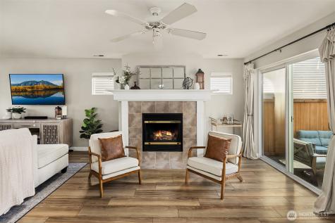 36907 SE Braeburn Street Snoqualmie WA 98065
