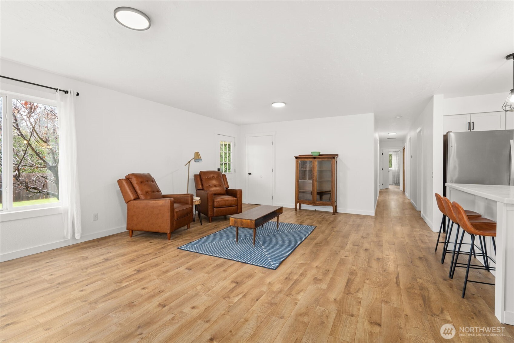 1346 W Third Street South Bend WA 98586