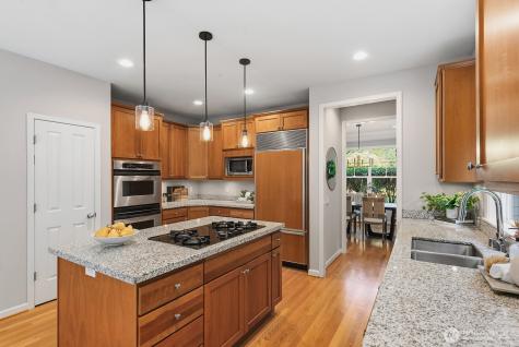6323 NE 130th Place Kirkland WA 98034
