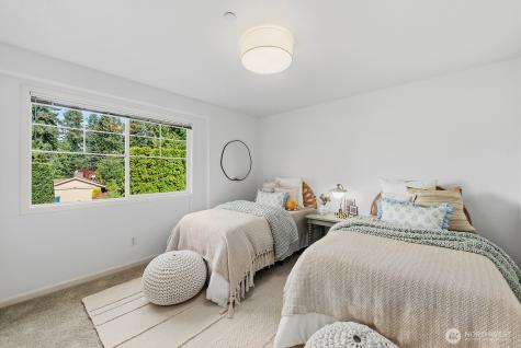6323 NE 130th Place Kirkland WA 98034