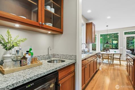 6323 NE 130th Place Kirkland WA 98034