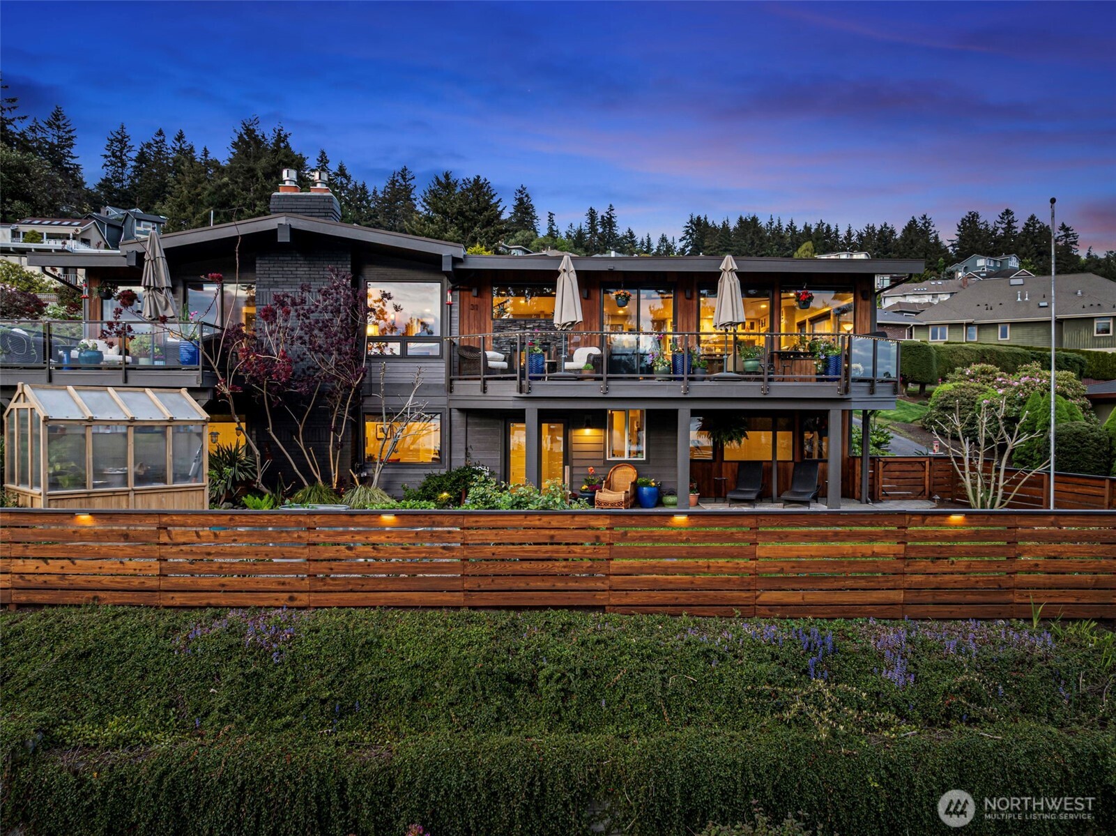 31 Pt. Fosdick Dr. NW Gig Harbor WA 98335