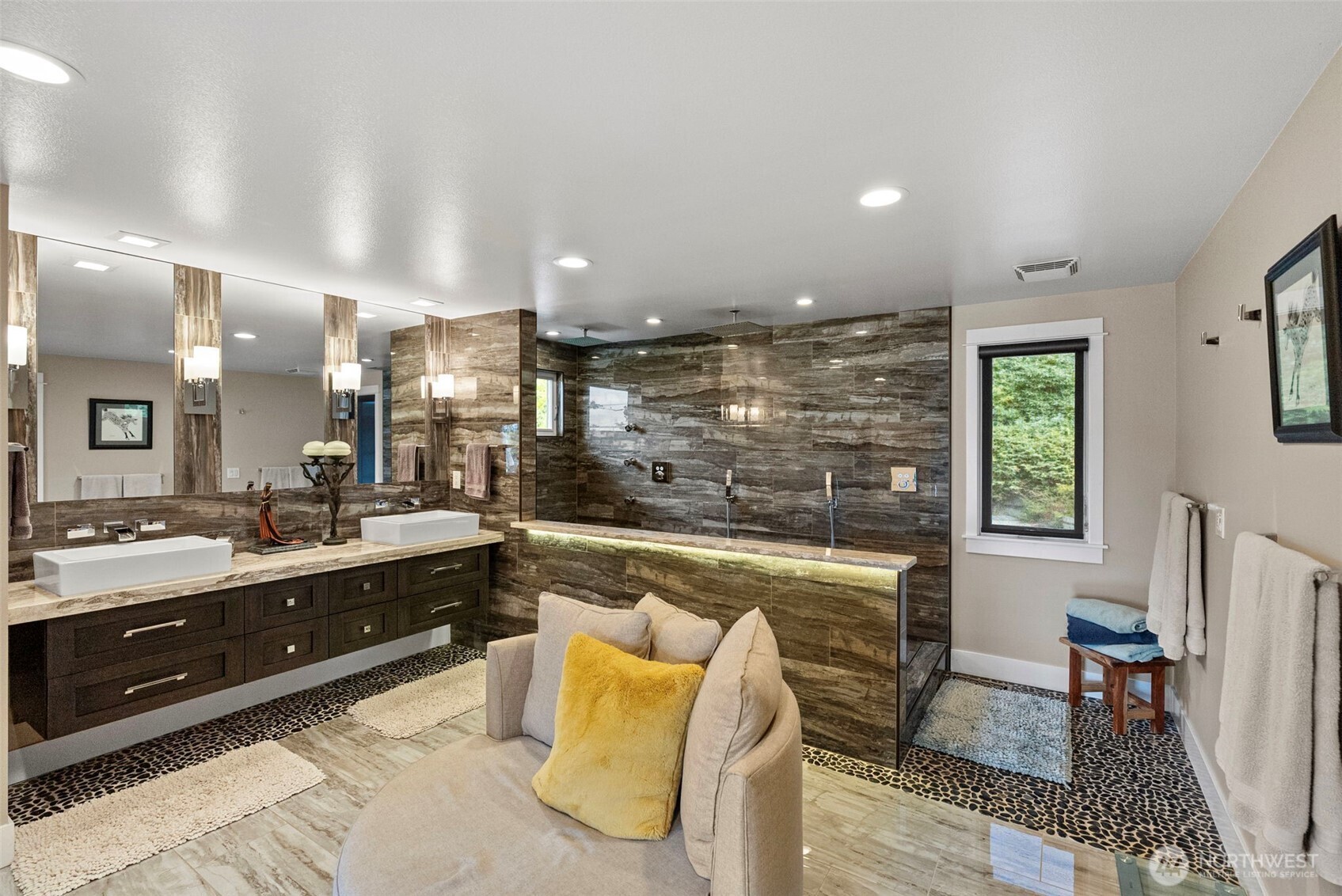 31 Pt. Fosdick Dr. NW Gig Harbor WA 98335