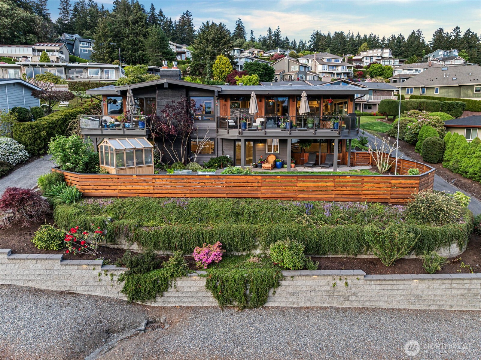 31 Pt. Fosdick Dr. NW Gig Harbor WA 98335