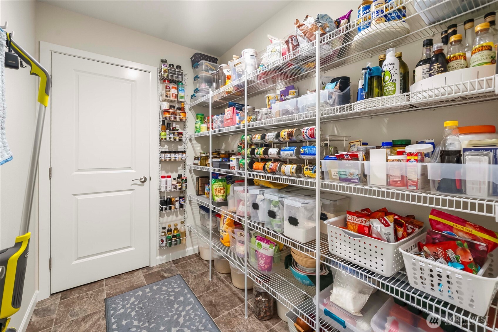 340 Grennan Lane N Enumclaw WA 98022