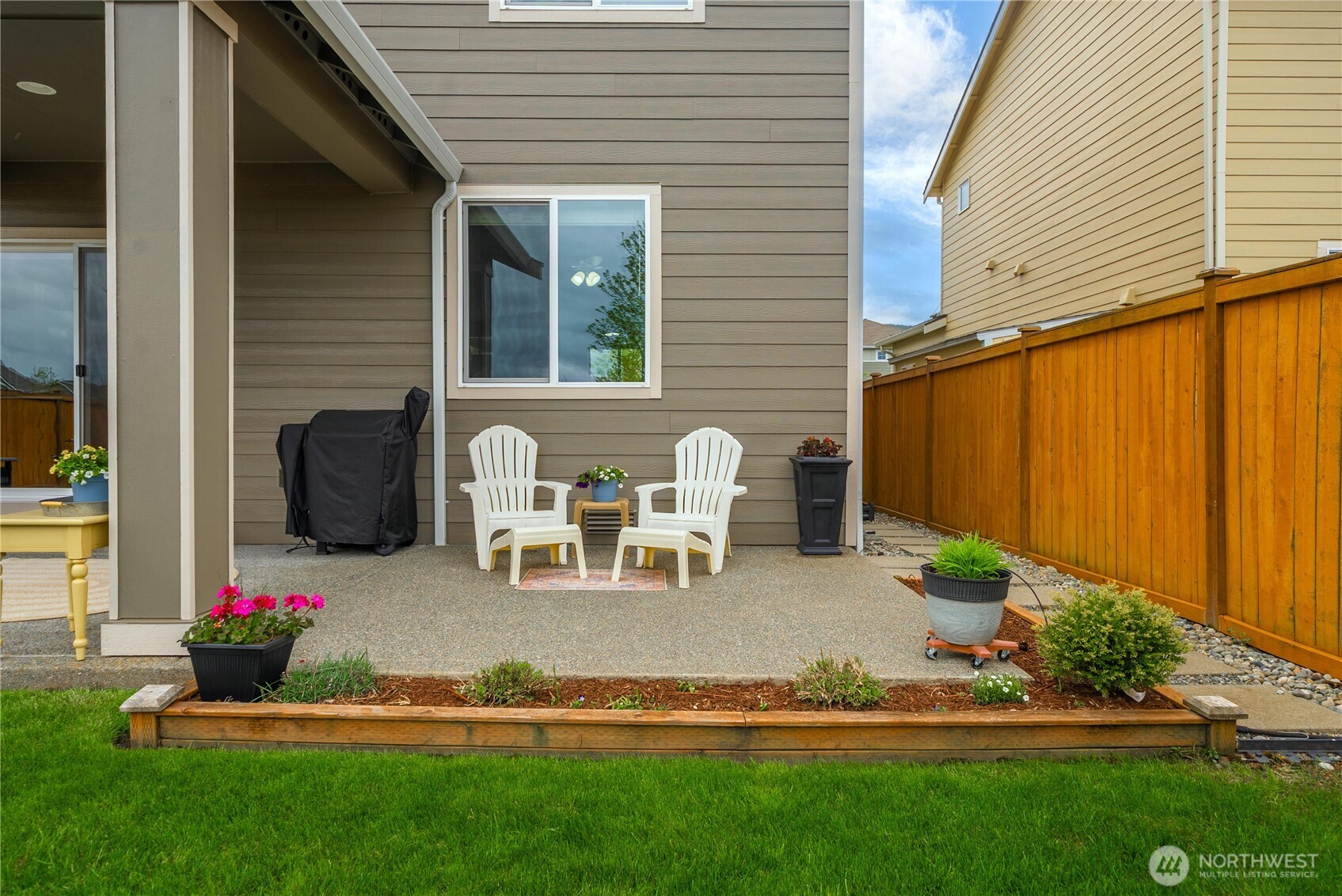 340 Grennan Lane N Enumclaw WA 98022