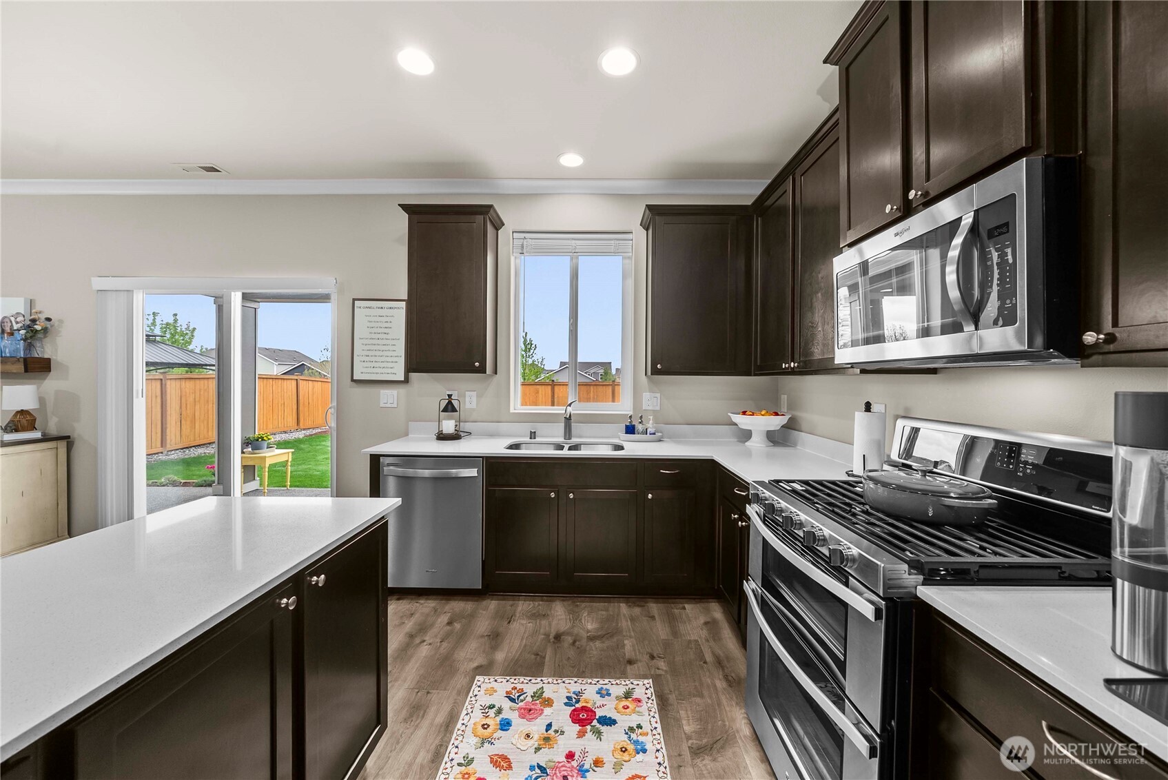 340 Grennan Lane N Enumclaw WA 98022