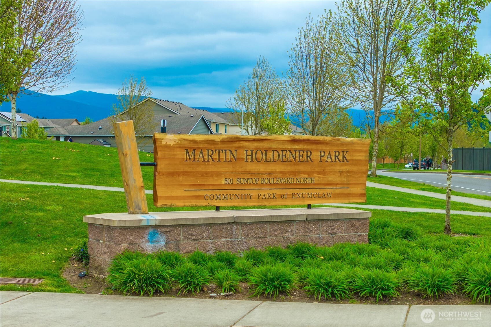 340 Grennan Lane N Enumclaw WA 98022