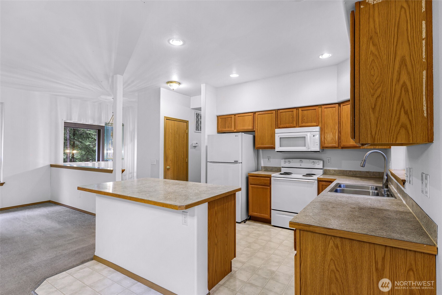 1961 Clear Valley Drive Maple Falls WA 98266
