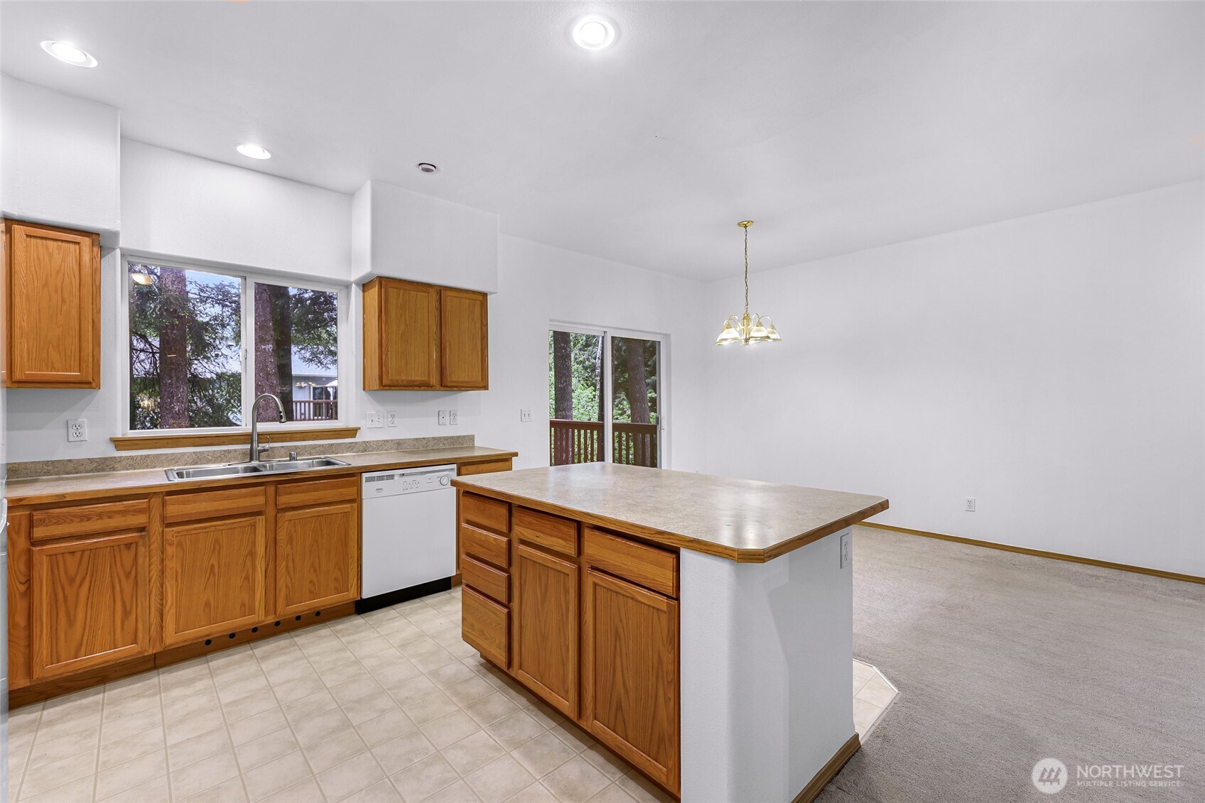 1961 Clear Valley Drive Maple Falls WA 98266