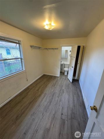 10908 Valley Avenue E Puyallup WA 98372