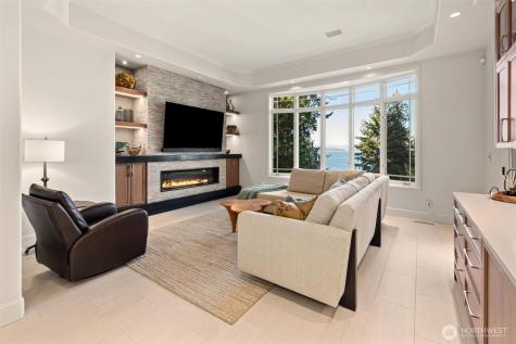 16340 Maplewild Avenue SW Burien WA 98166