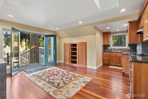 16340 Maplewild Avenue SW Burien WA 98166
