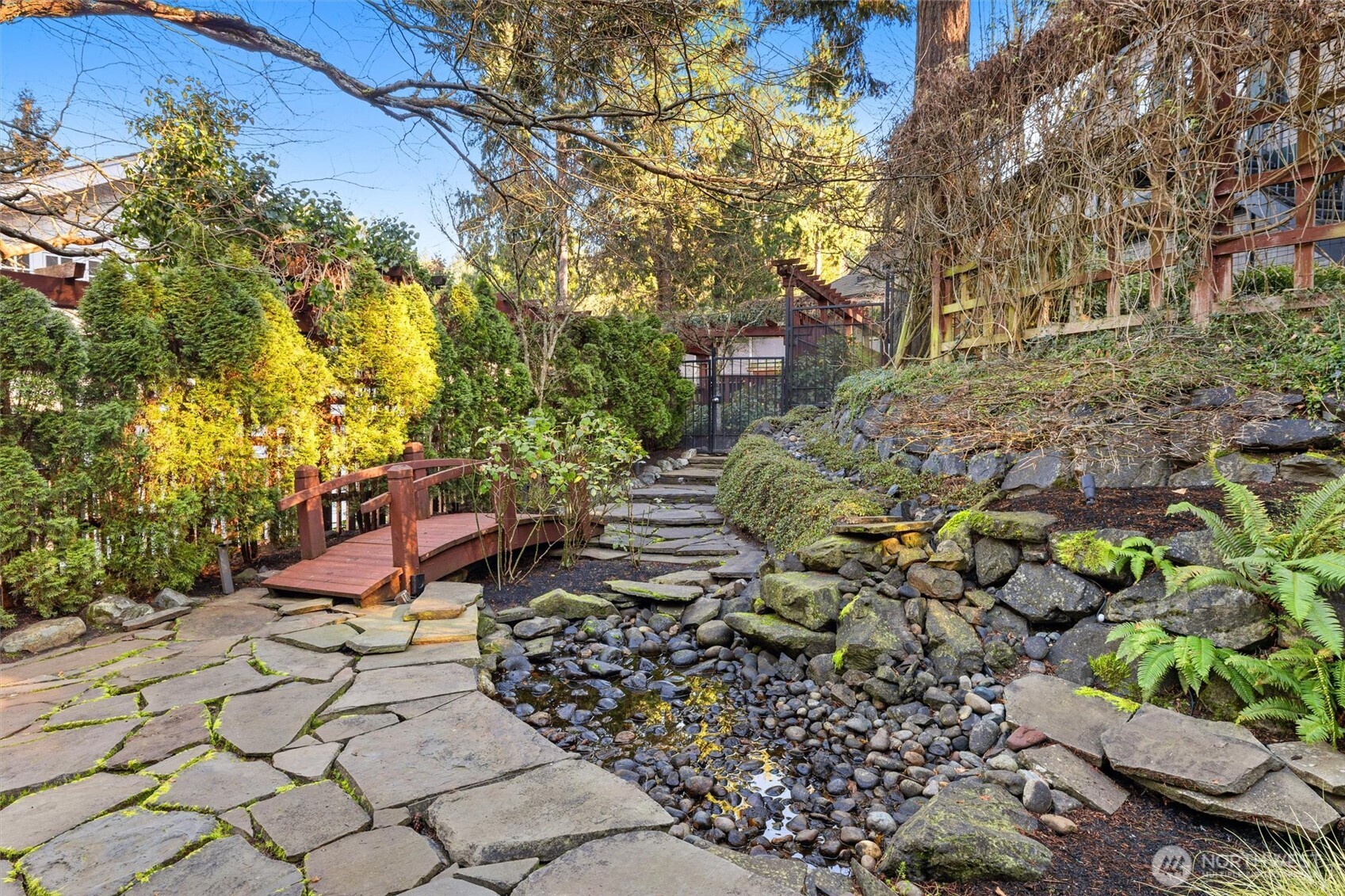 16340 Maplewild Avenue SW Burien WA 98166