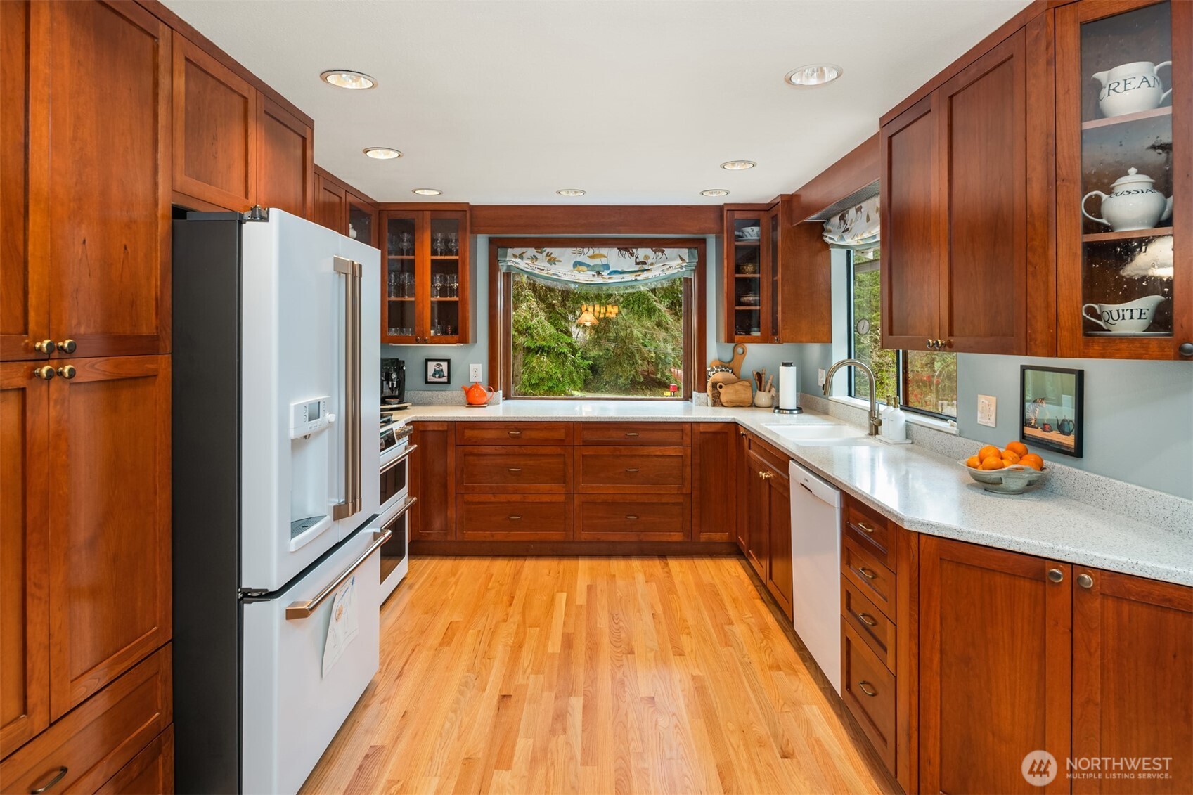 14616 216th Avenue NE Woodinville WA 98077