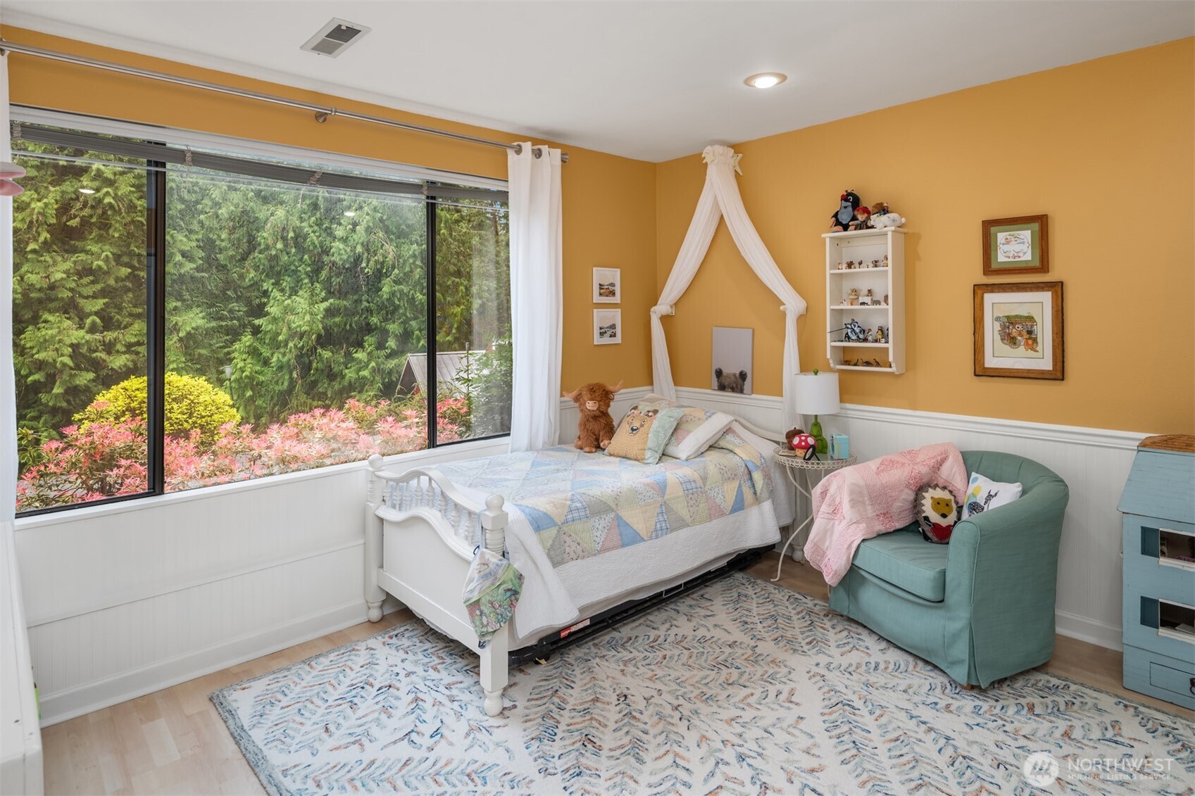 14616 216th Avenue NE Woodinville WA 98077