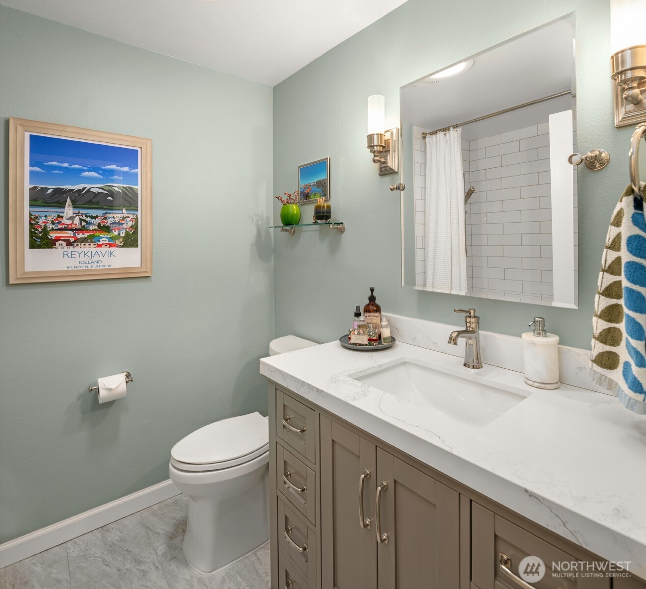 14616 216th Avenue NE Woodinville WA 98077