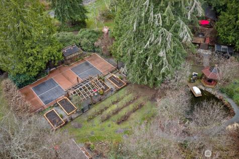 18904 233rd Avenue NE Woodinville WA 98077