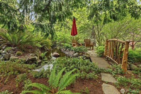 18904 233rd Avenue NE Woodinville WA 98077