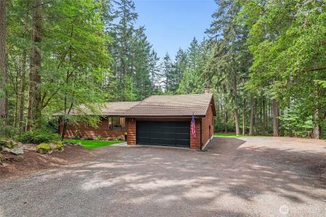 1989 NW Lucky Lane Silverdale WA 98383