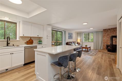 1989 NW Lucky Lane Silverdale WA 98383