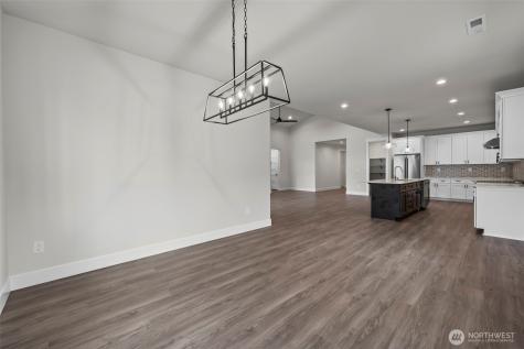 8717 33rd Street E Edgewood WA 98371
