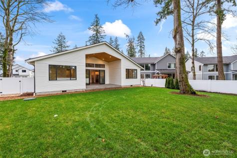 8717 33rd Street E Edgewood WA 98371