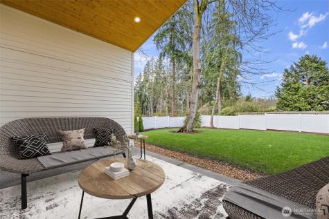 8717 33rd Street E Edgewood WA 98371