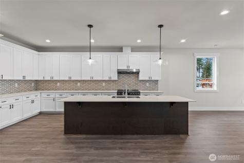 8717 33rd Street E Edgewood WA 98371