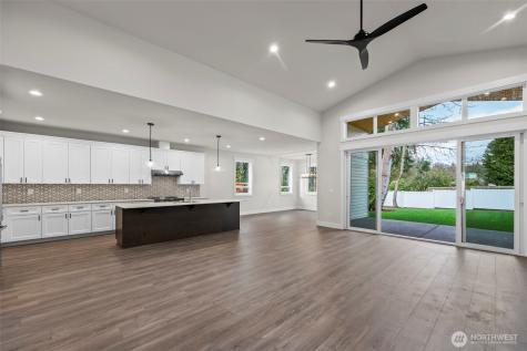 8717 33rd Street E Edgewood WA 98371