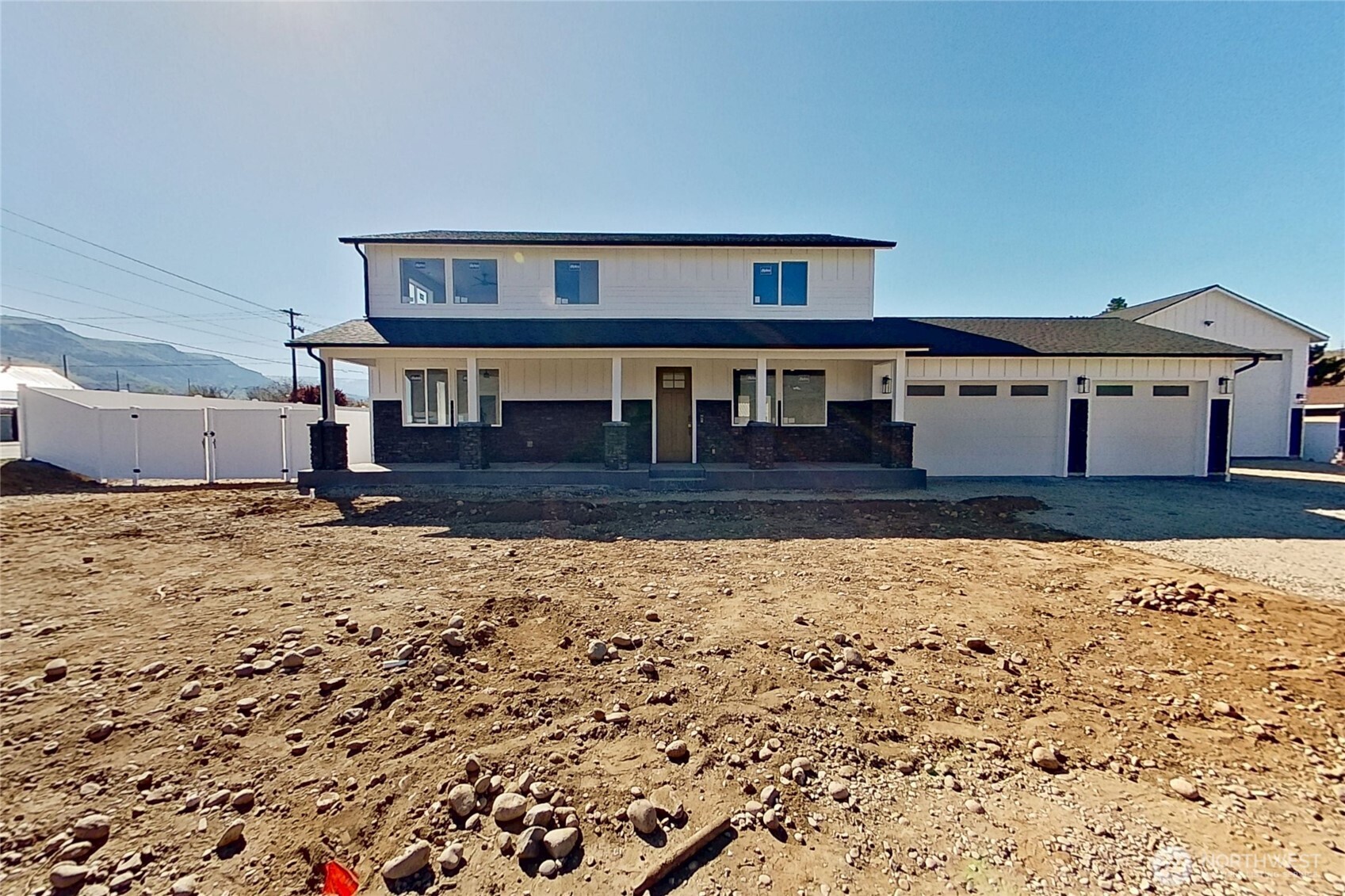 233 Saunders Avenue Rock Island WA 98850