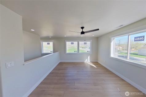 233 Saunders Avenue Rock Island WA 98850