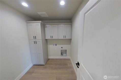 233 Saunders Avenue Rock Island WA 98850