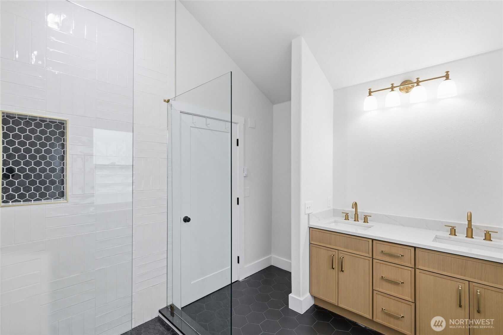 1519 N Alder Street Tacoma WA 98406