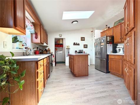 1024 Old Highway 97 Brewster WA 98812