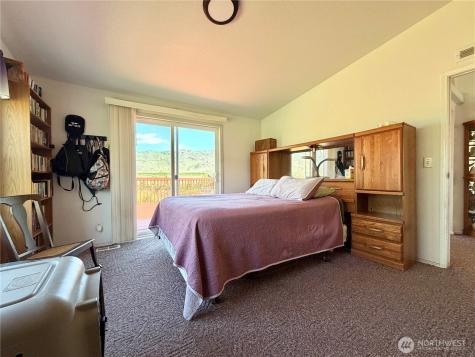 1024 Old Highway 97 Brewster WA 98812
