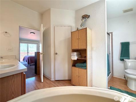 1024 Old Highway 97 Brewster WA 98812